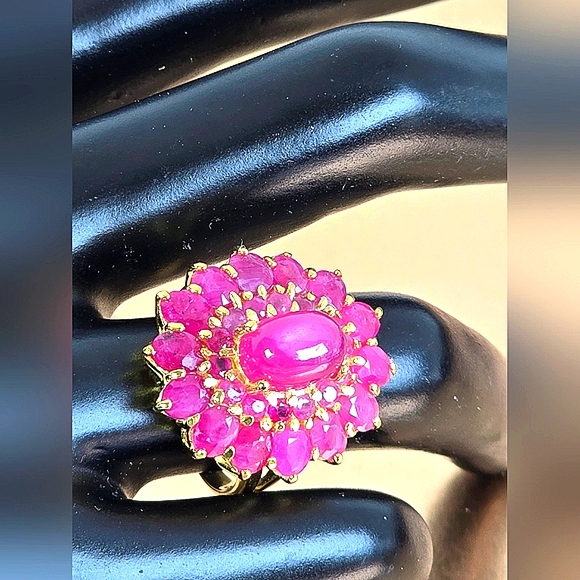 925 Sterling Silver Ring Sz 7 with Natural Ruby Gemstones - Picture 2 of 13